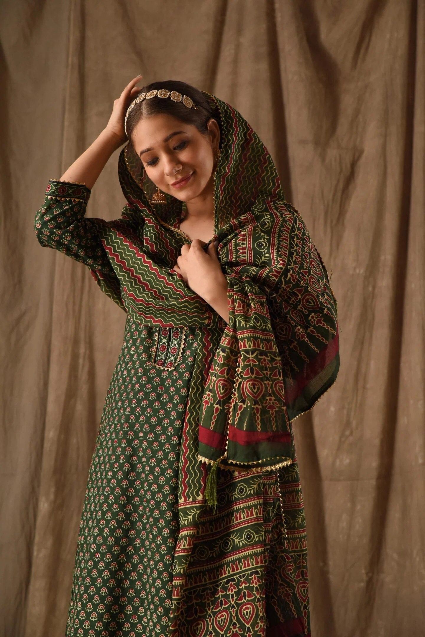 Elegant Green Rayon Printed Kurta Pant with Chanderi Dupatta – Stylish Ethnic Wear Set
