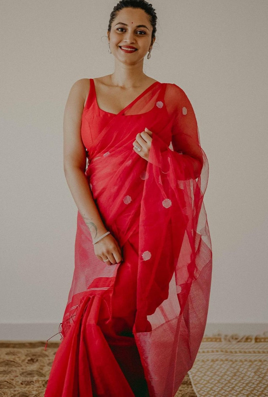 Pretty Red Cotton Silk Saree With Jazzy Blouse Piece
