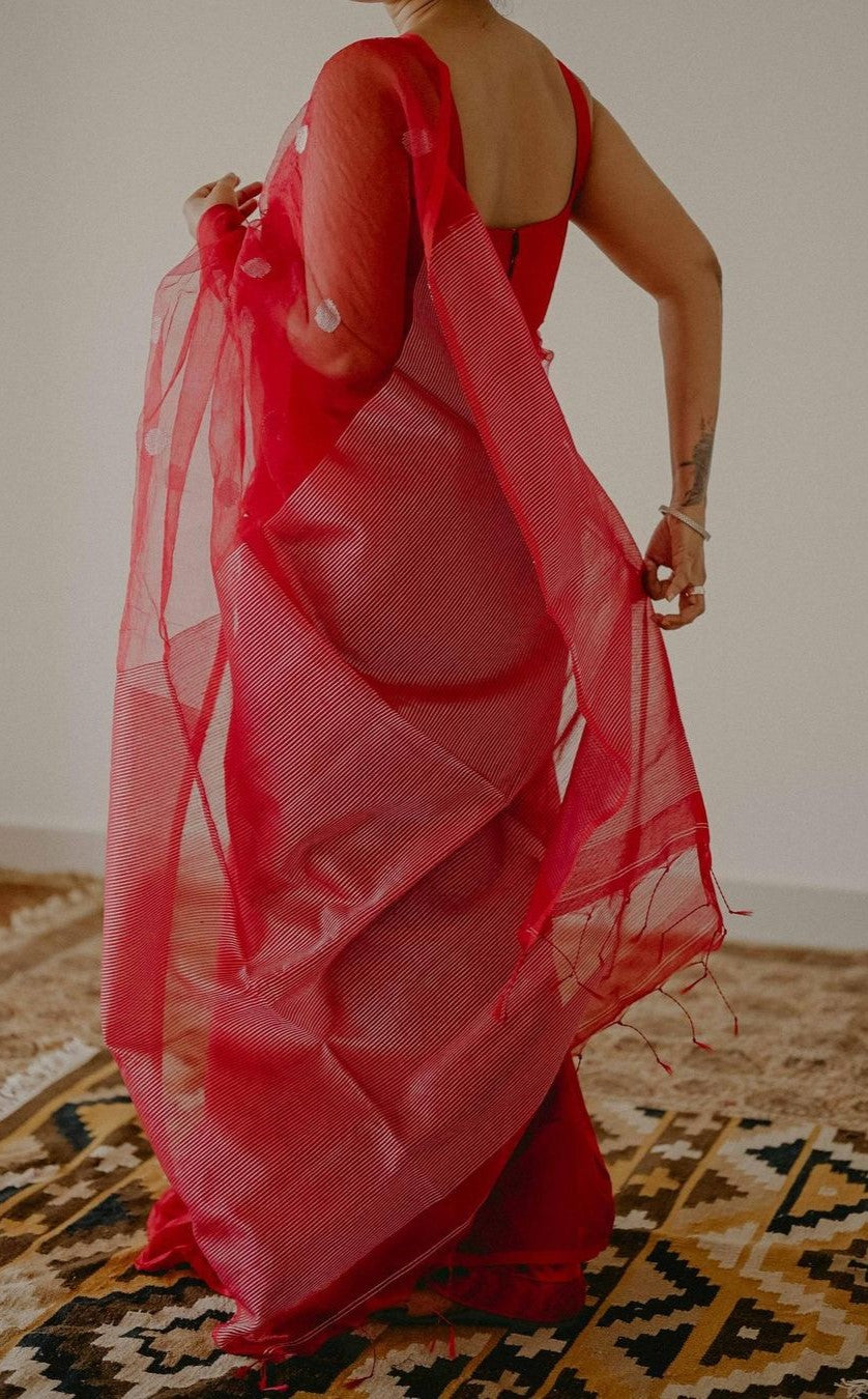 Pretty Red Cotton Silk Saree With Jazzy Blouse Piece