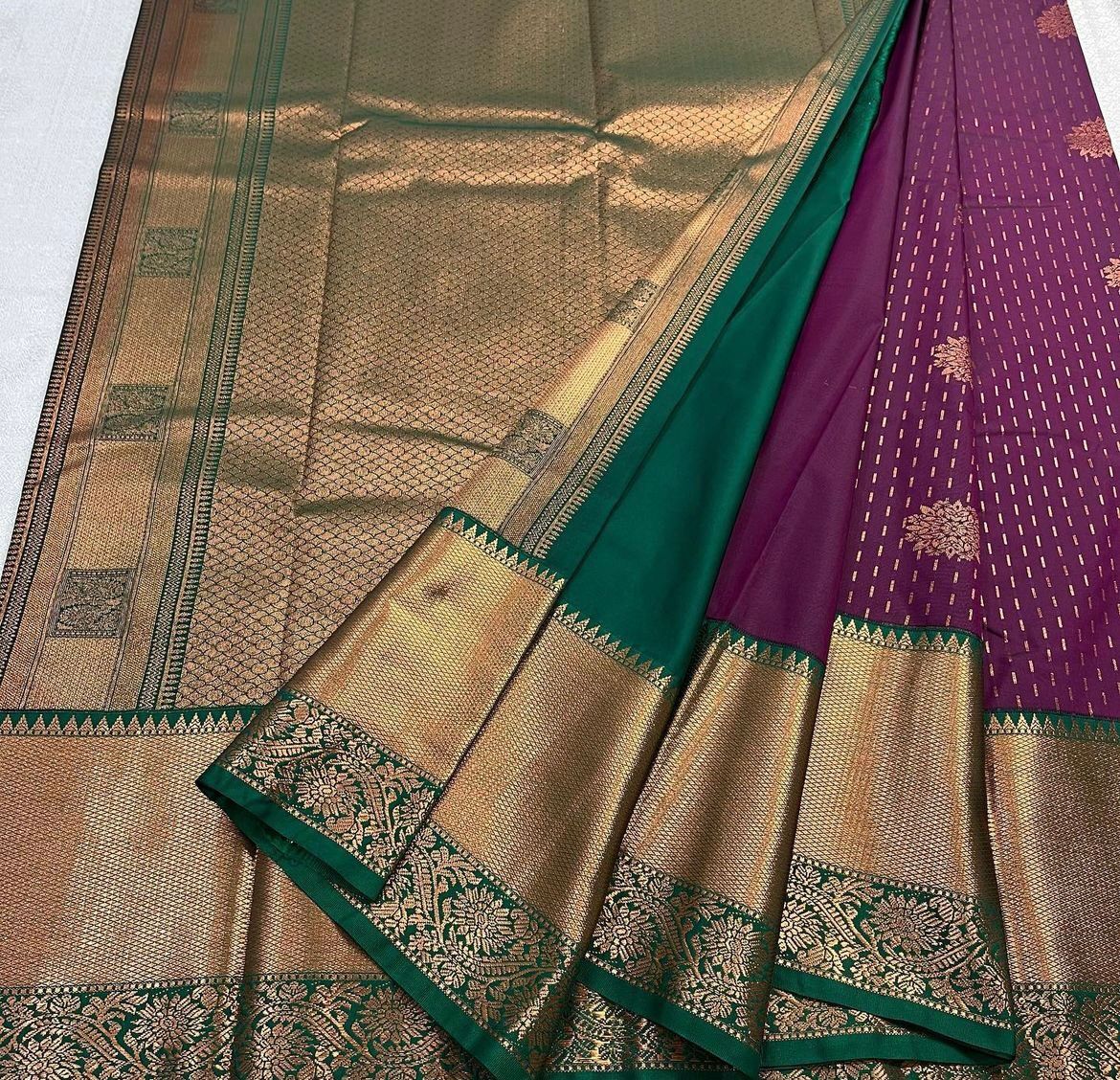 Pleasant Purple Soft Silk Saree With Comely Blouse Piece