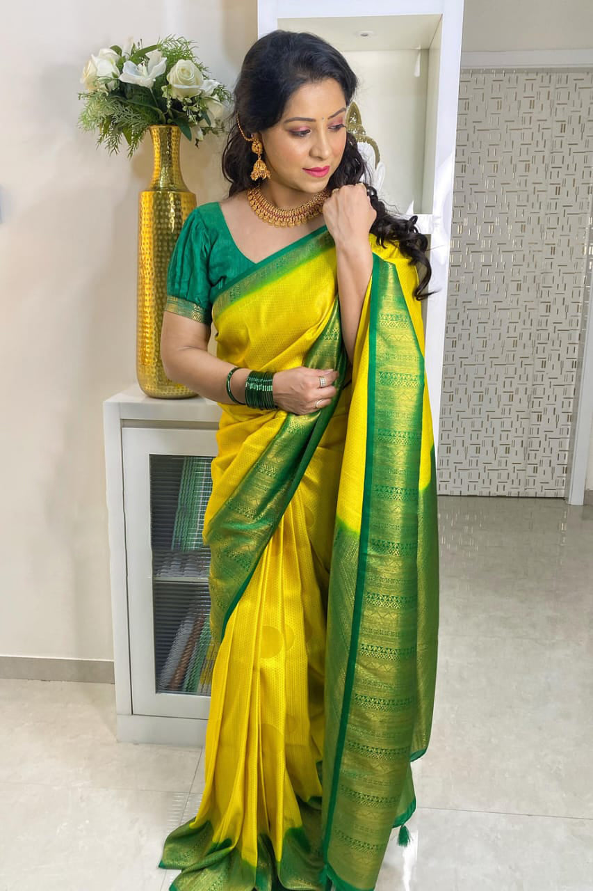 Evanescent Lemon Soft Silk Saree With Ephemeral Blouse Piece