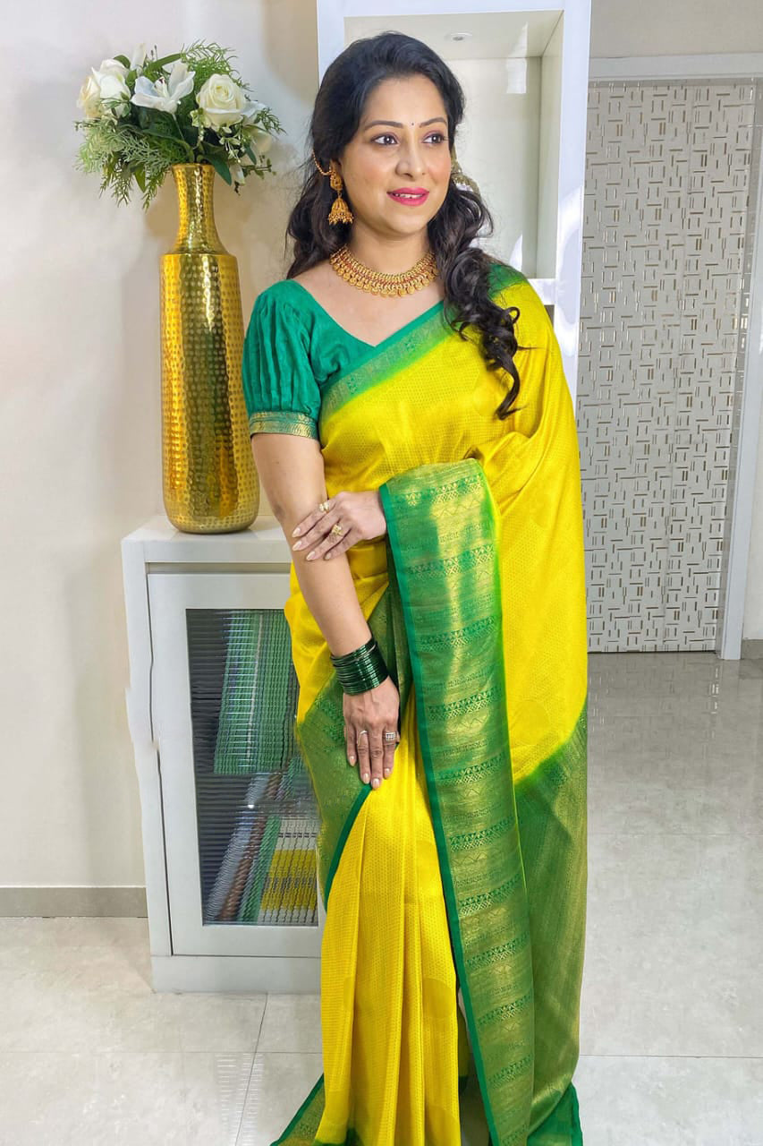 Evanescent Lemon Soft Silk Saree With Ephemeral Blouse Piece