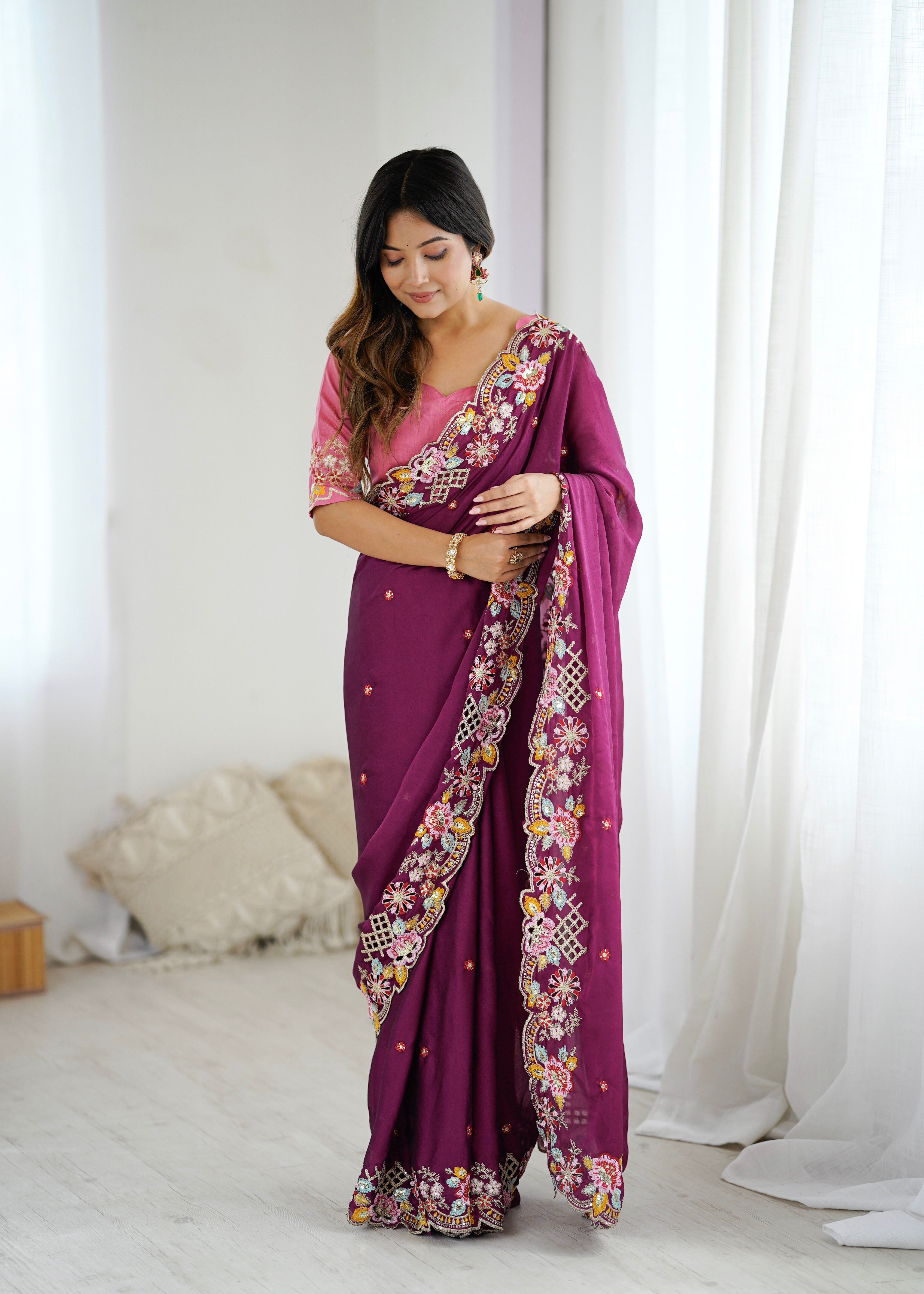 Premium Noha Crush Embroidered Saree with Heavy Cutwork Border & Mono Silk Blouse