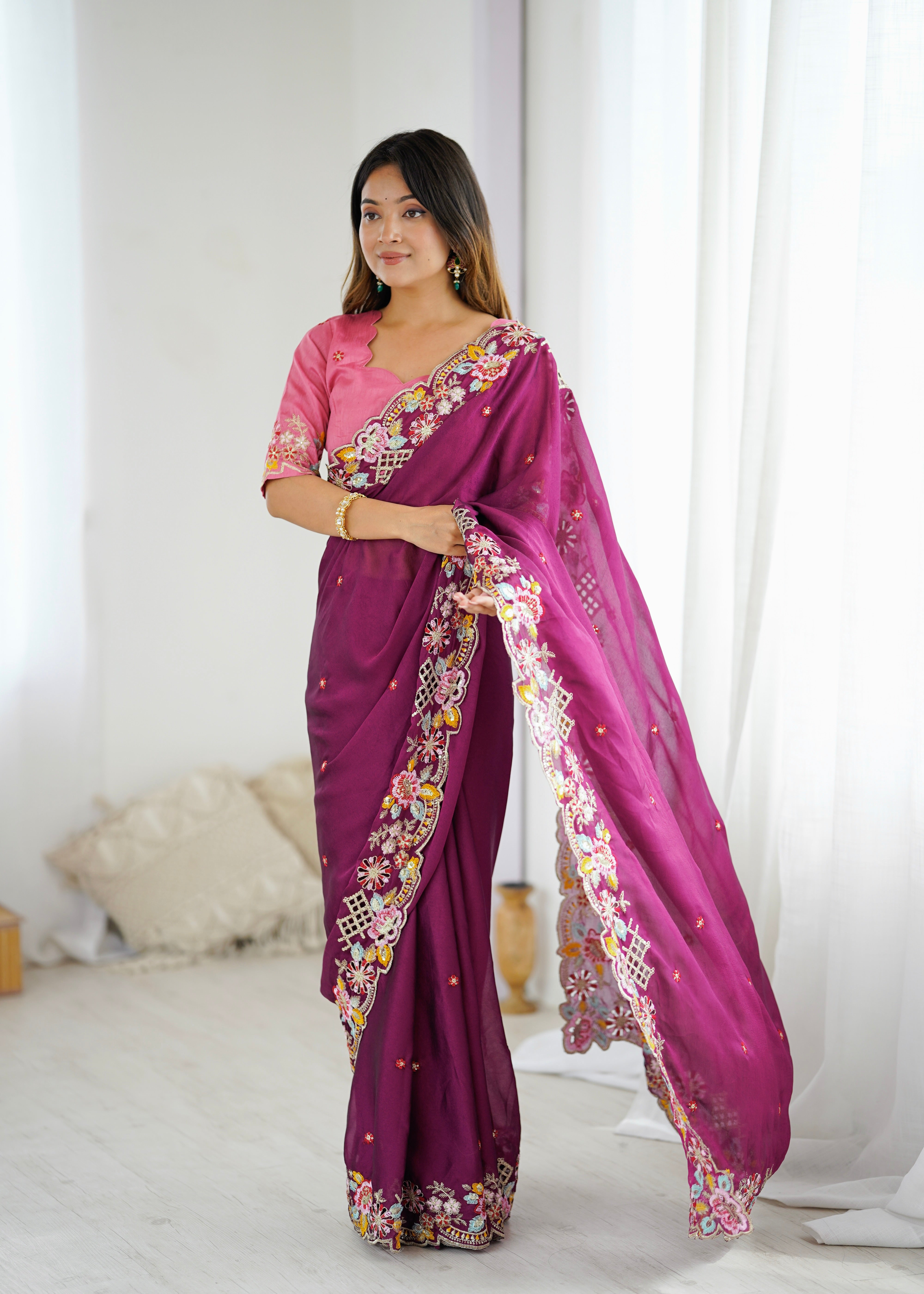 Premium Noha Crush Embroidered Saree with Heavy Cutwork Border & Mono Silk Blouse