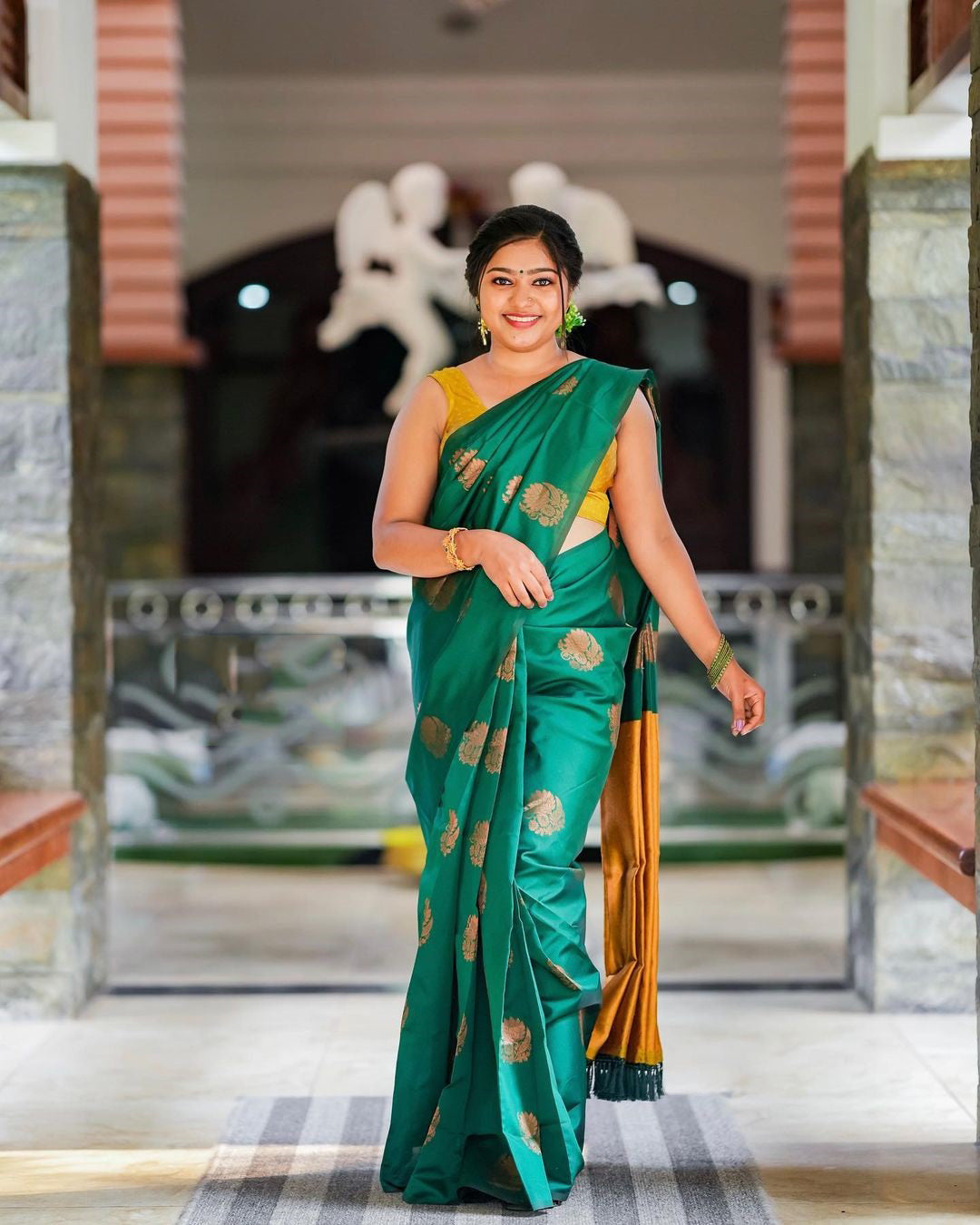 Impressive Rama Soft Silk Saree With Jazzy Blouse Piece