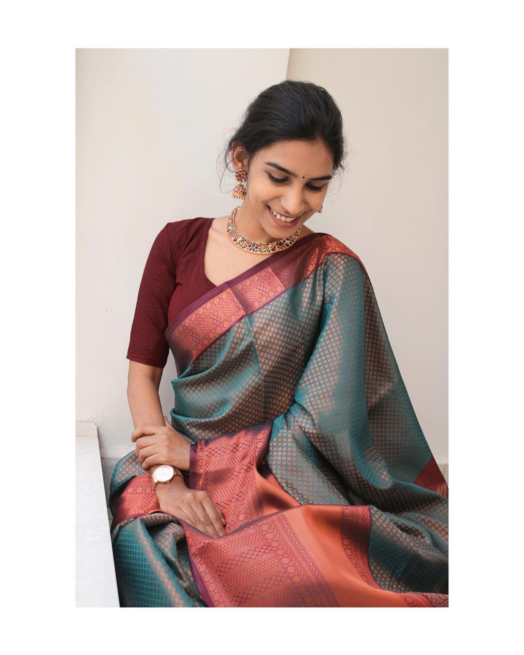 Epiphany Green Soft Banarasi Silk Saree With Forbearance Blouse Piece