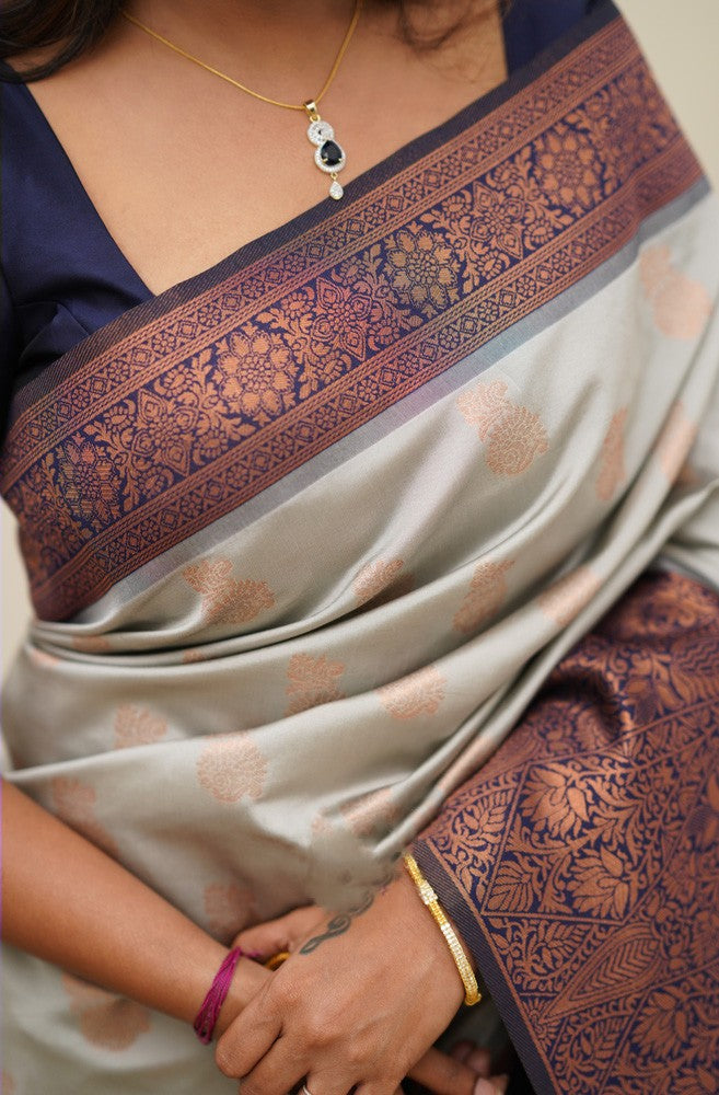 Marvellous Beige Soft Silk Saree With Stylish Blouse Piece
