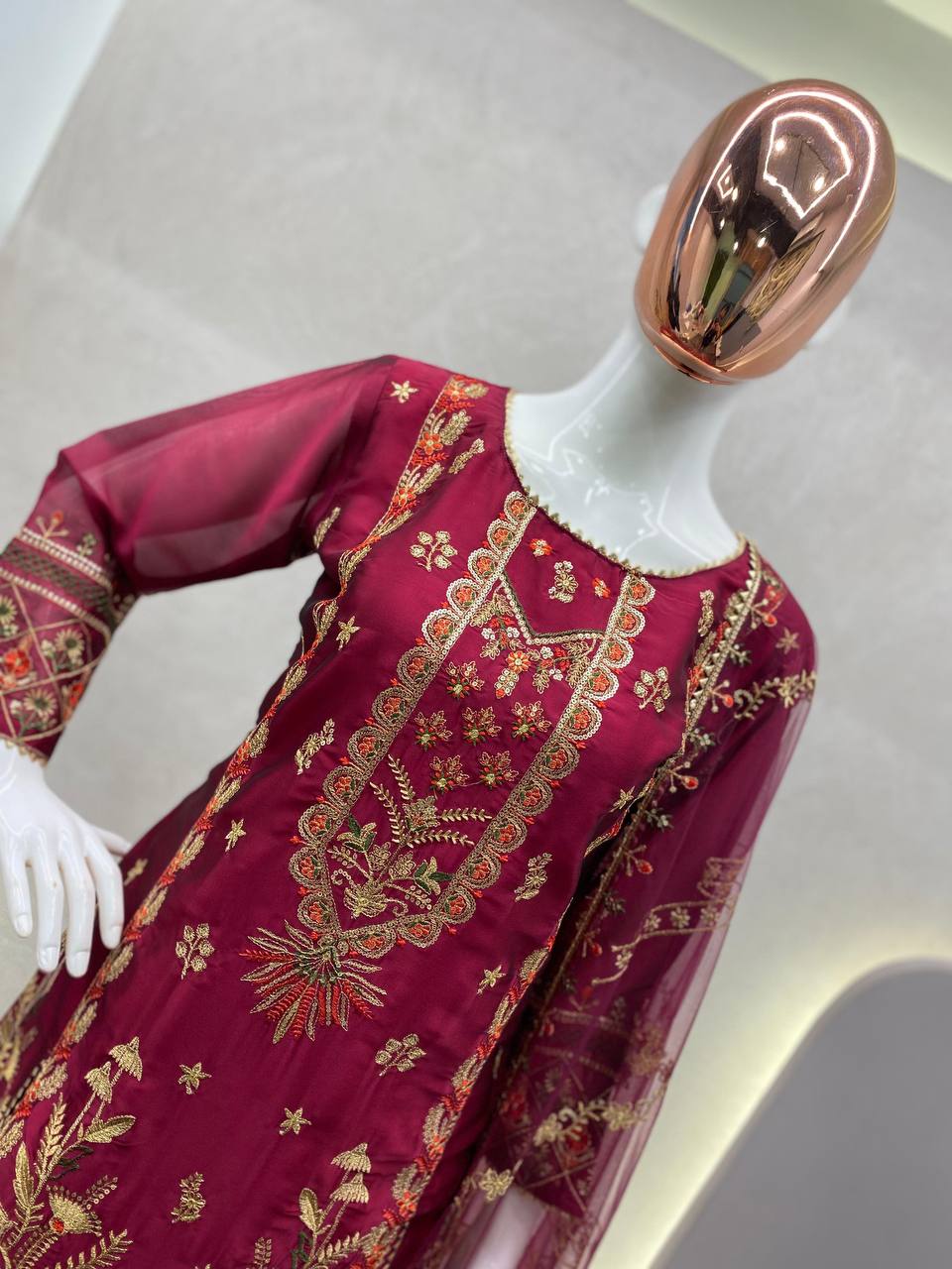 DESIGNER TRENDING SEQUENCE EMBROIDERY WORK SUIT PENT AND DUPATTA