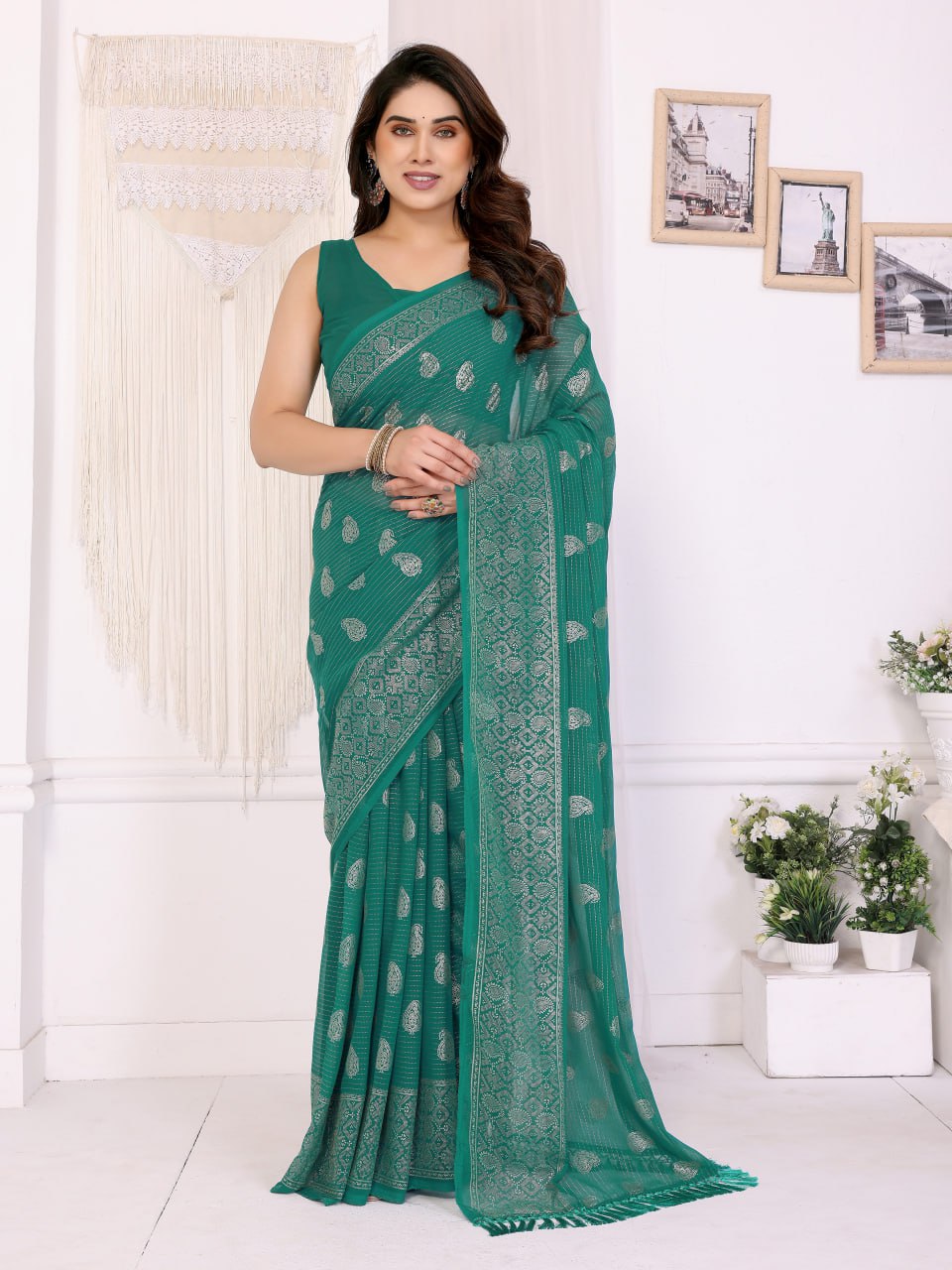 Elegant Georgette Saree with Detailed Silver Foil Print