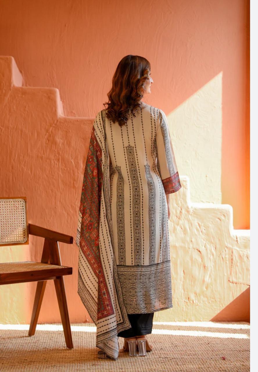 Hand Khatli Mirror Work & Slub Cotton