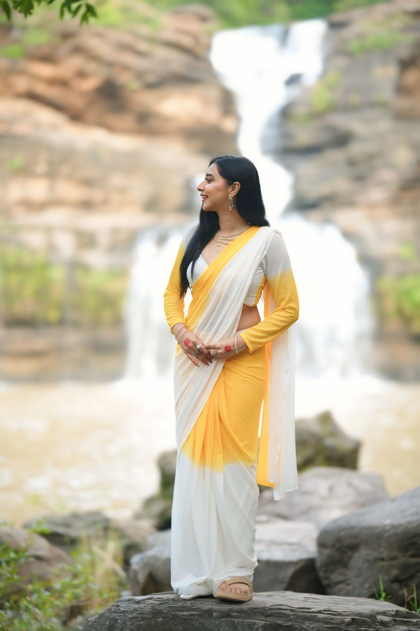 Yellow & White Georgette Printed Saree with Matching Blouse Piece