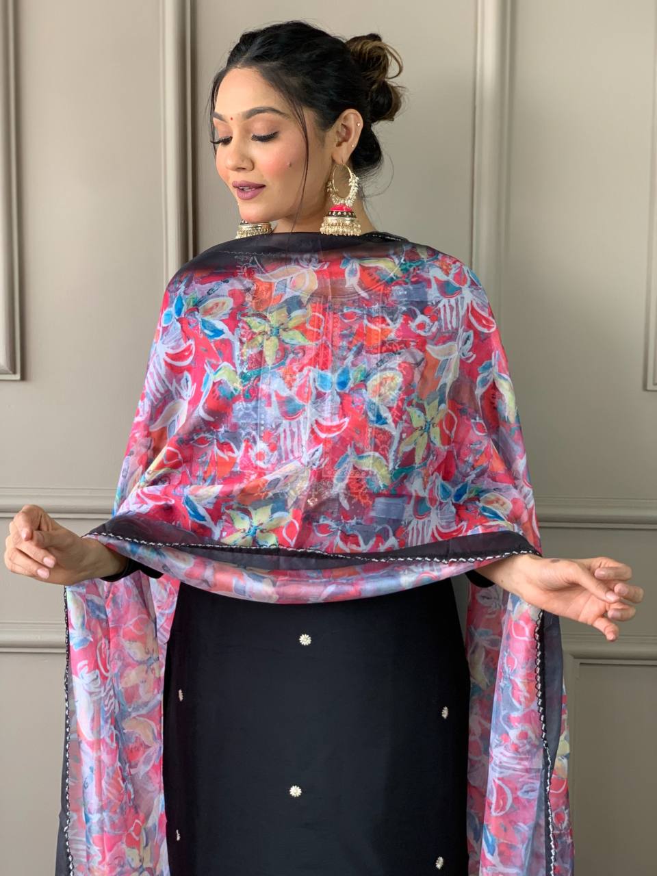 Elegant Rayon Slub Embroidery Suit Set with Organza Digital Dupatta