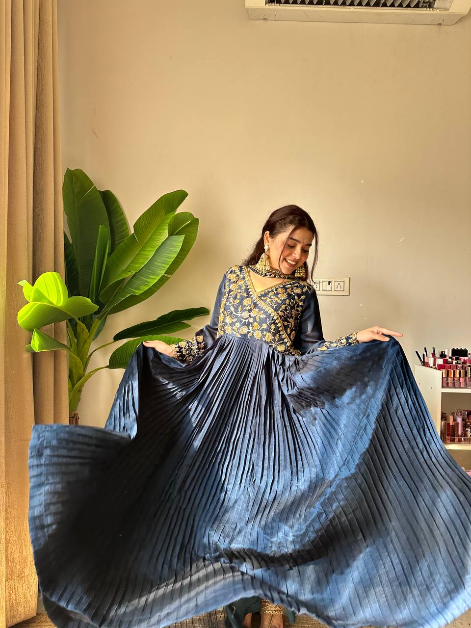 Gulnaar Blooming Vichitra Floor-Length Embroidered Suit Set with Dupatta