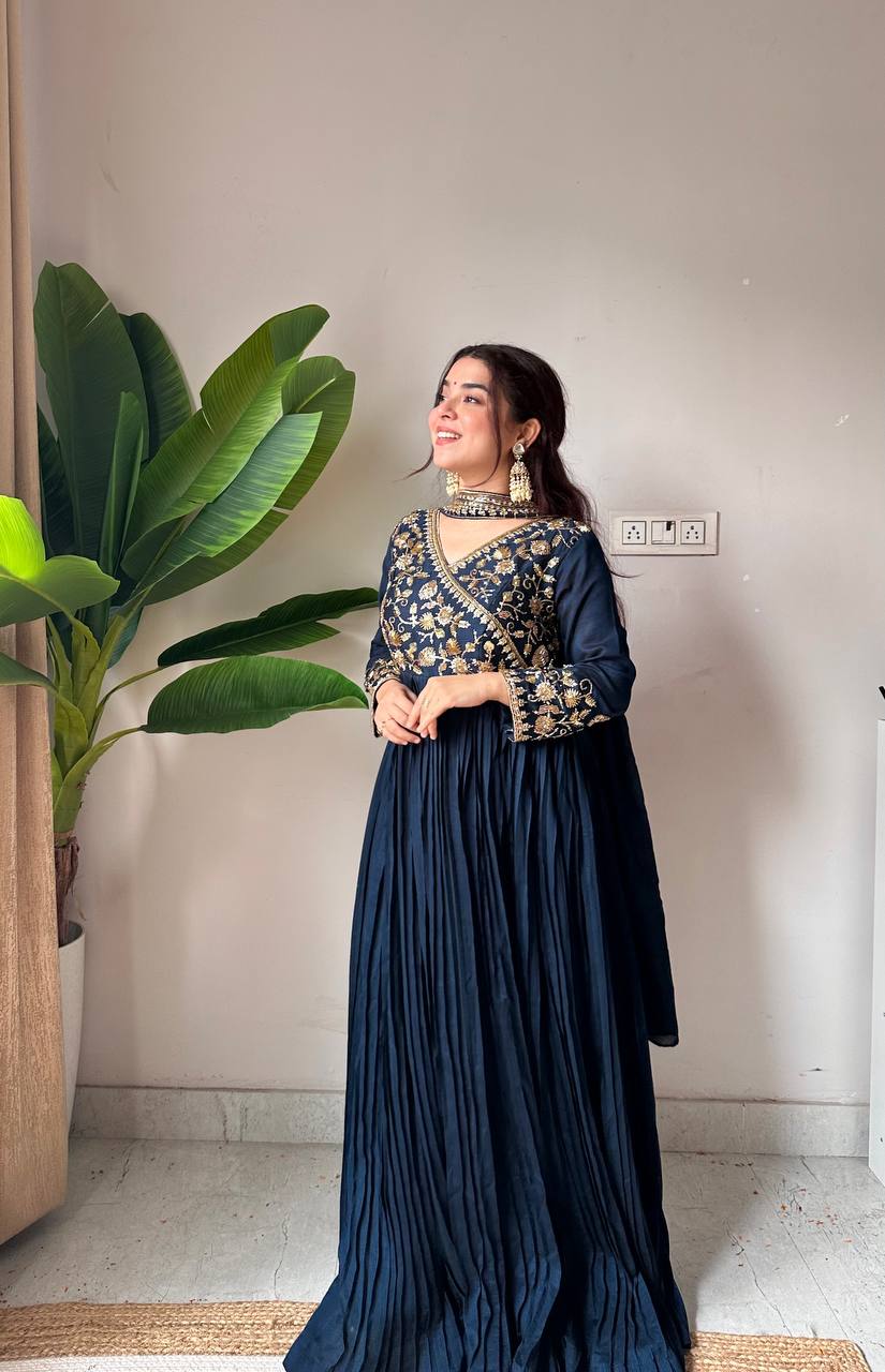 Gulnaar Blooming Vichitra Floor-Length Embroidered Suit Set with Dupatta